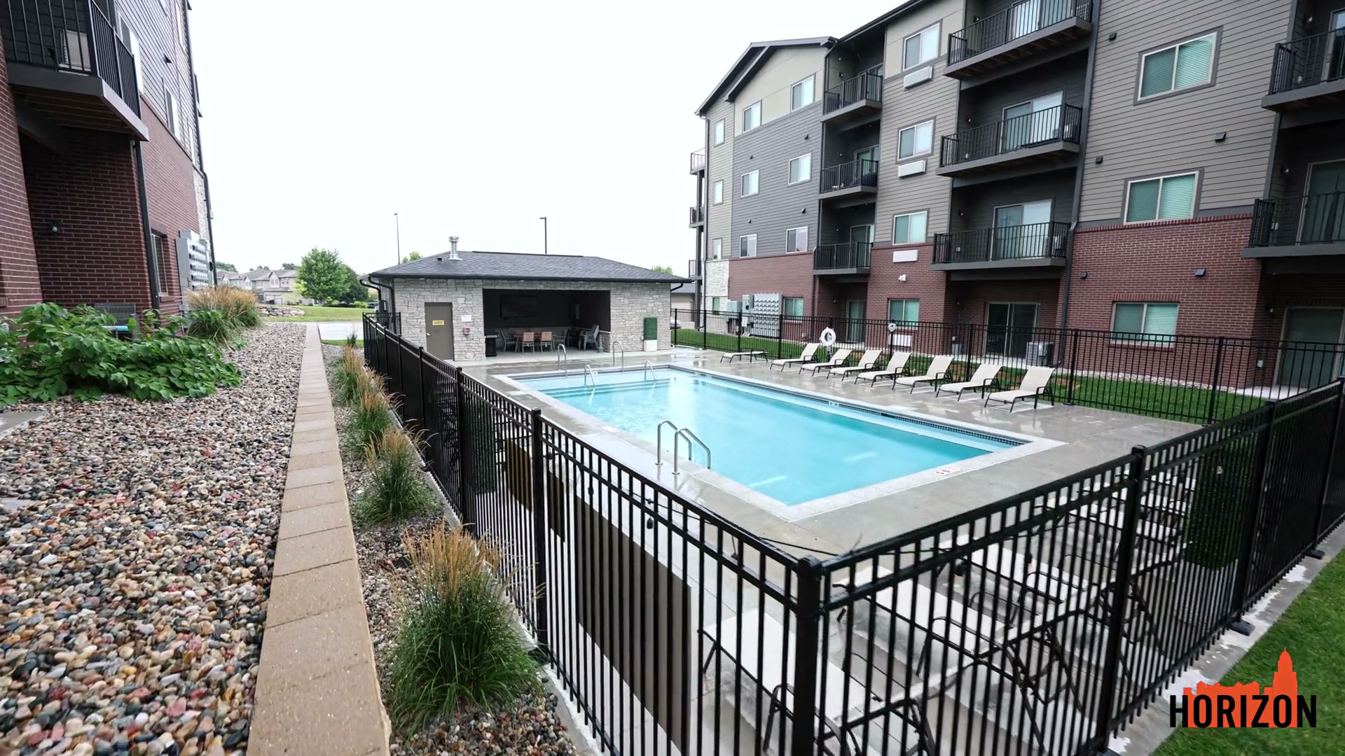 Horizon — Hero film, social ads, and amenity photos for an apartment community.