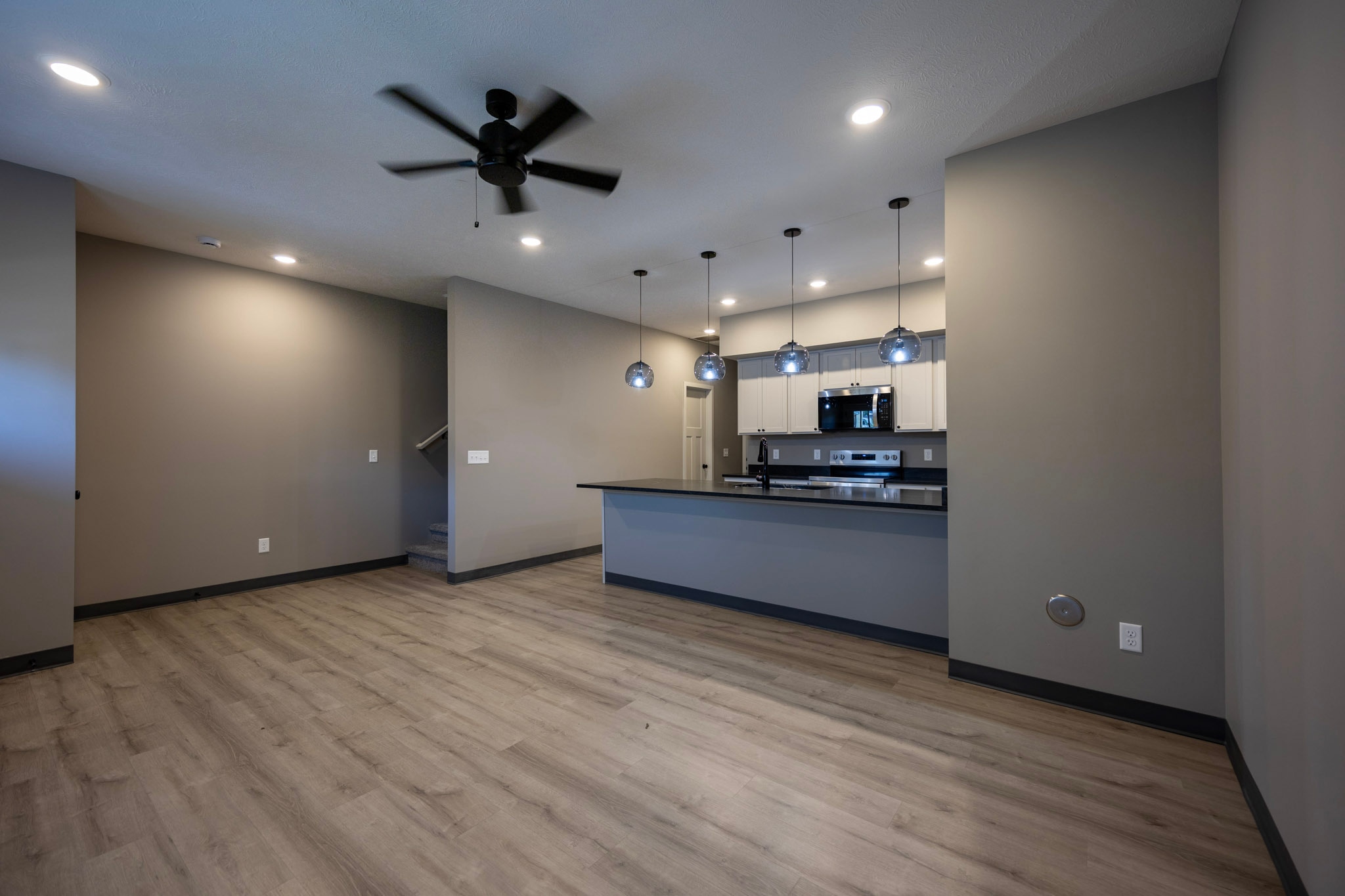 Living & Kitchen — Town House
